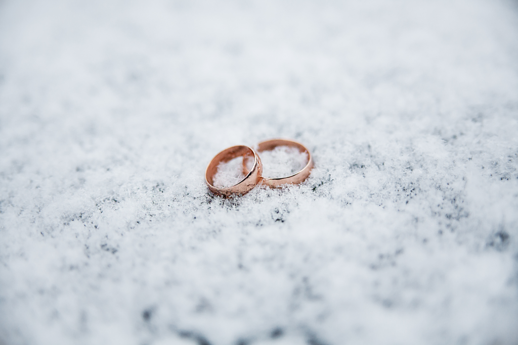 mariage à la montagne en hiver